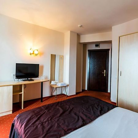 Hotel Onix Рынка Экстерьер фото