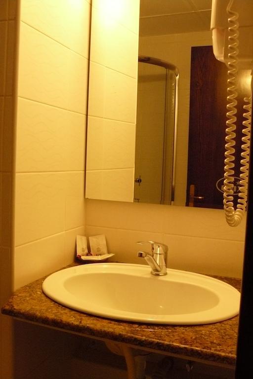 Hotel Onix Рынка Экстерьер фото