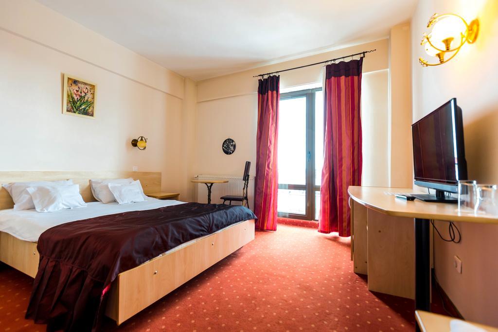 Hotel Onix Рынка Экстерьер фото