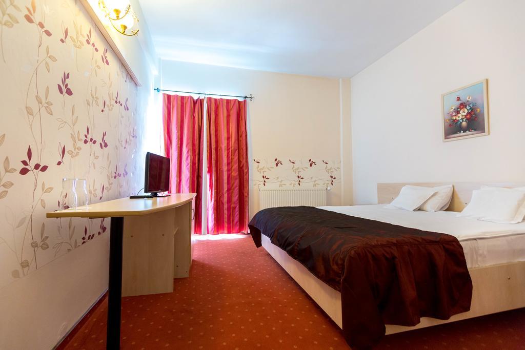 Hotel Onix Рынка Экстерьер фото