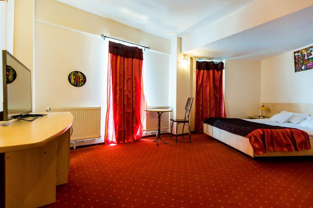 Hotel Onix Рынка Экстерьер фото