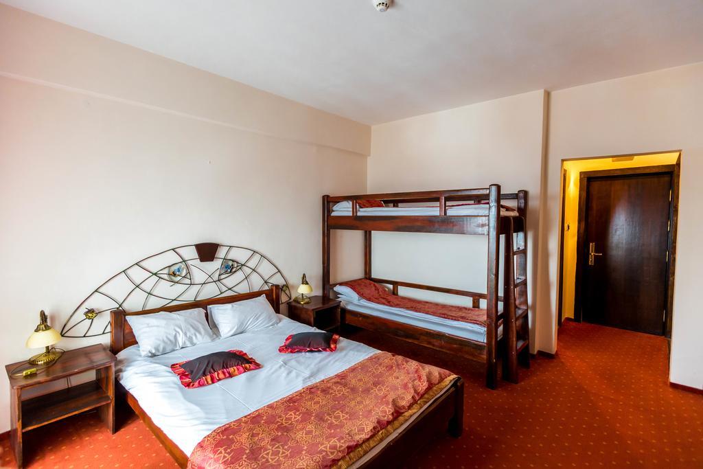 Hotel Onix Рынка Экстерьер фото