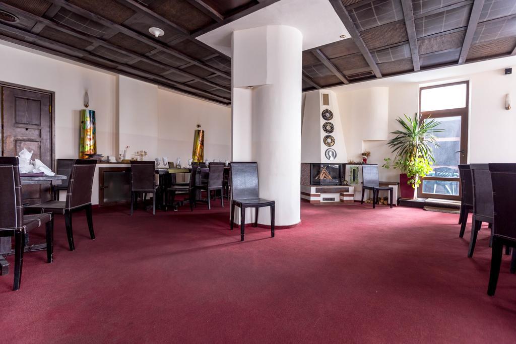 Hotel Onix Рынка Экстерьер фото