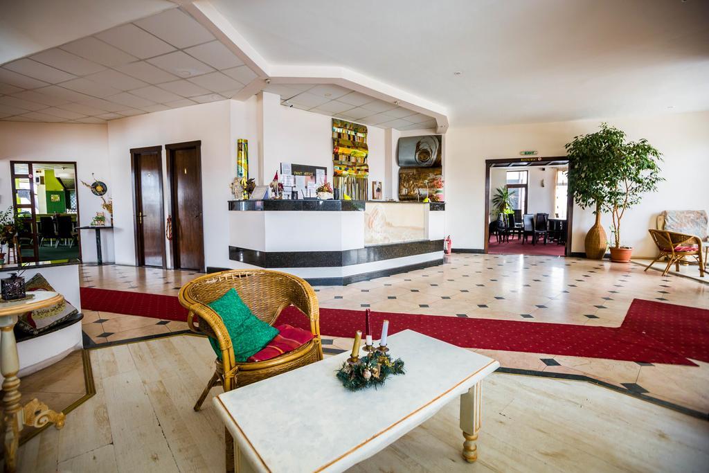 Hotel Onix Рынка Экстерьер фото